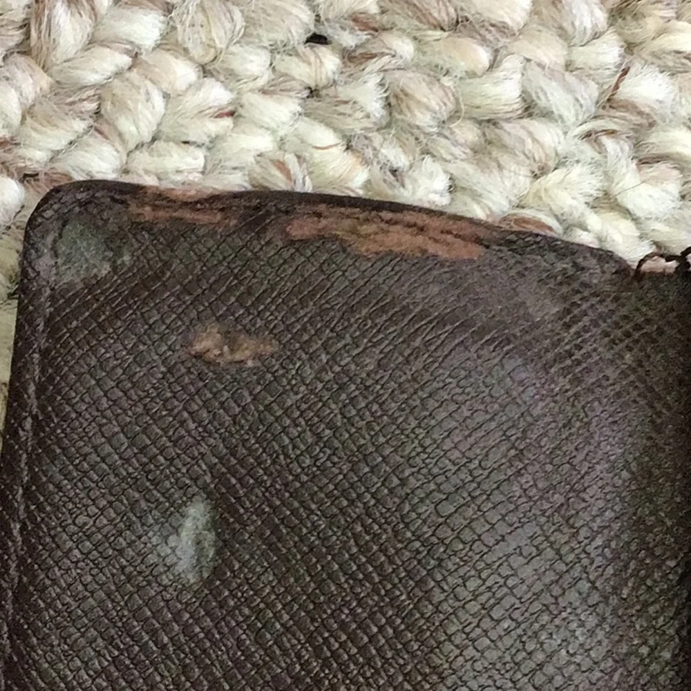 Louis Vuitton used please
